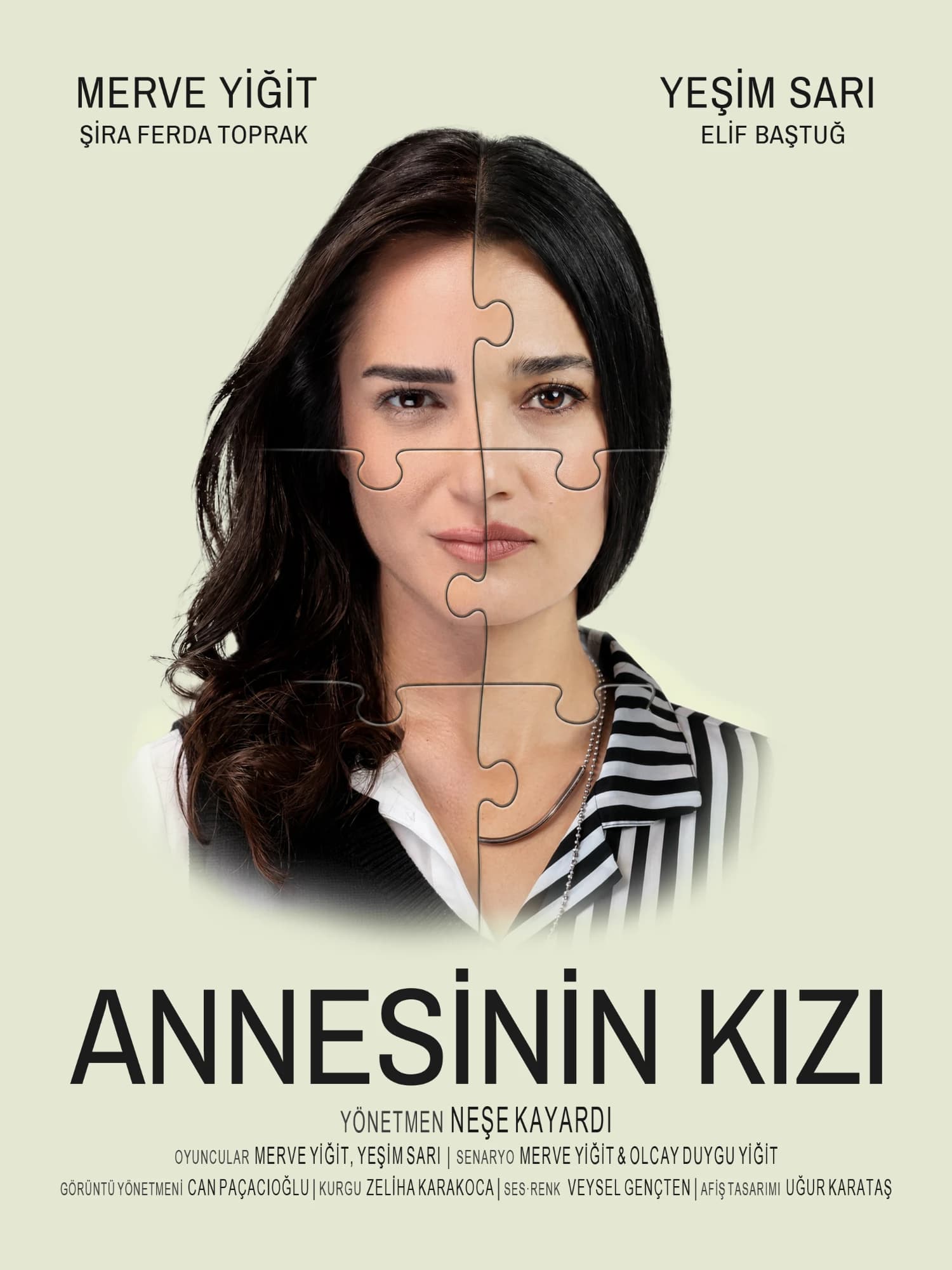 Annesinin Kızı afişi, Türkçe: iki oyuncunun yüzü yapboz parçalarıyla tek portrede